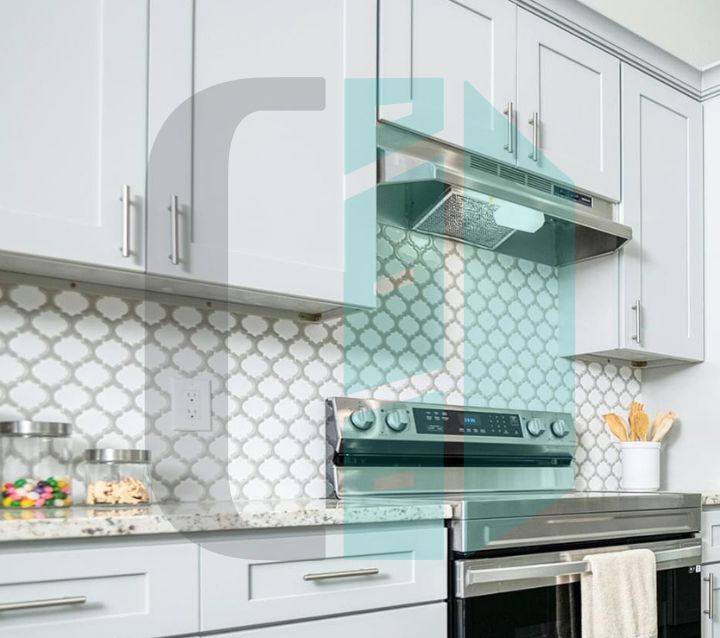 Patterned Backsplash to Match With Gray Cabinets